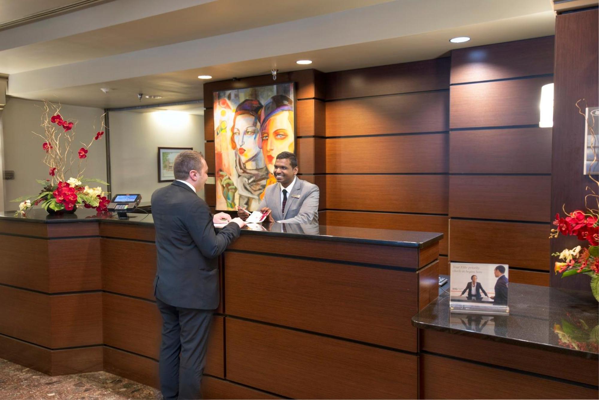 Crowne Plaza Indianapolis-dwtn-union Stn By Ihg 4*