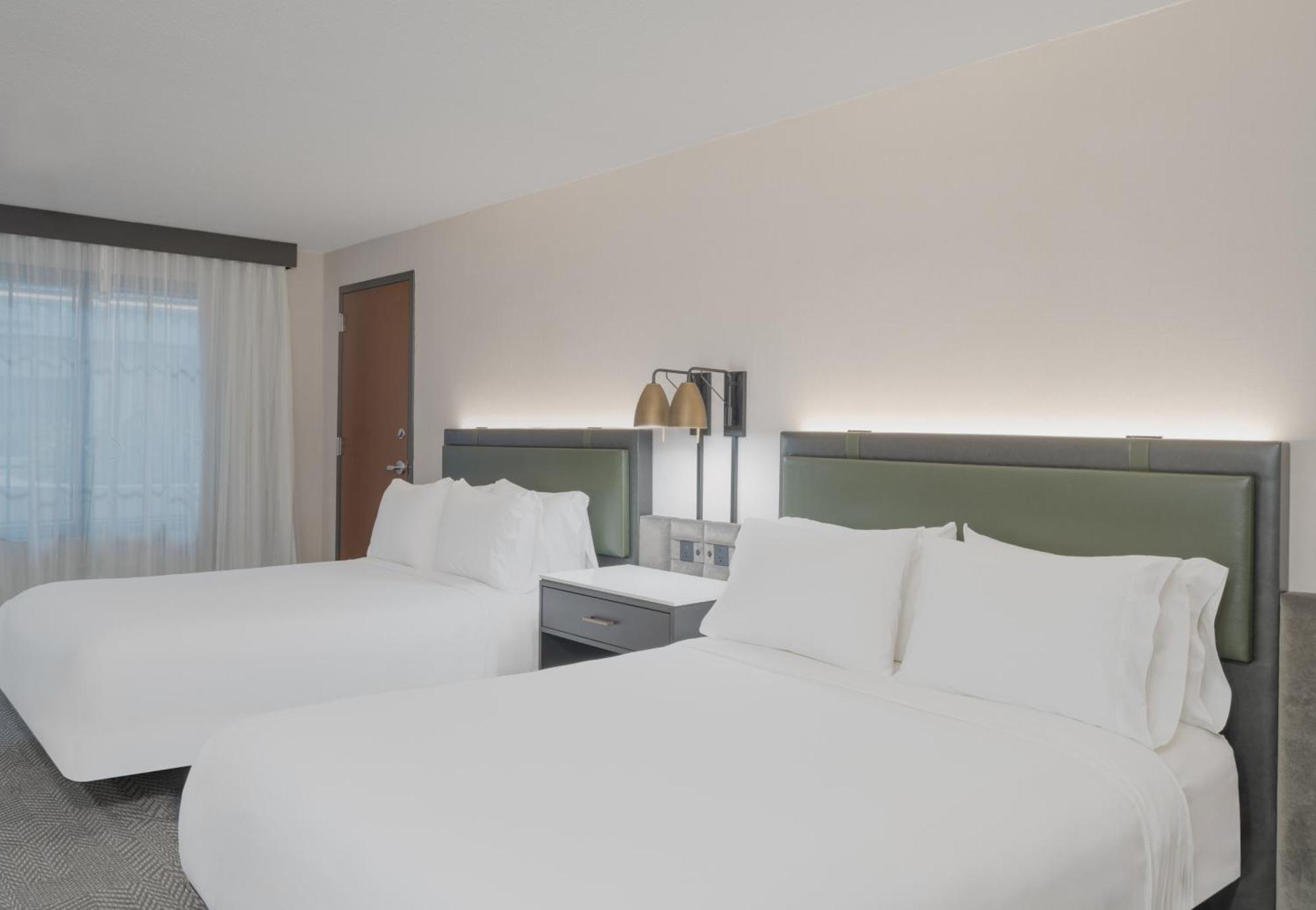 Crowne Plaza Indianapolis-dwtn-union Stn By Ihg Hotel Indianapolis