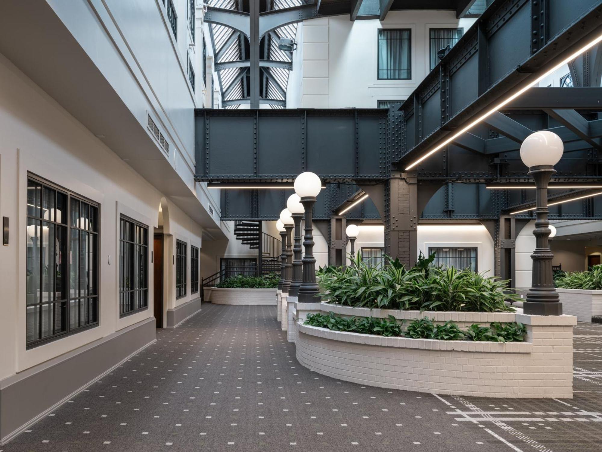 Crowne Plaza Indianapolis-dwtn-union Stn By Ihg Indianapolis