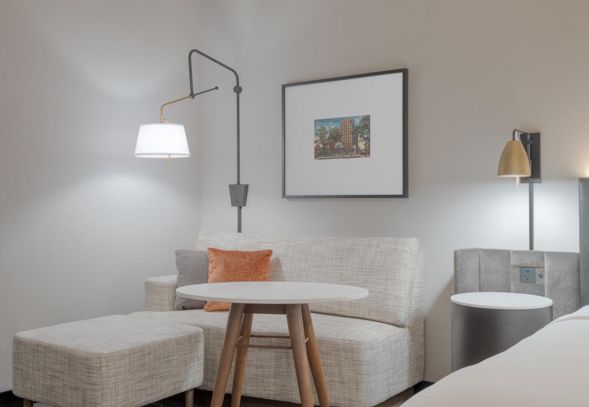 Crowne Plaza Indianapolis-dwtn-union Stn By Ihg 4* Indianapolis